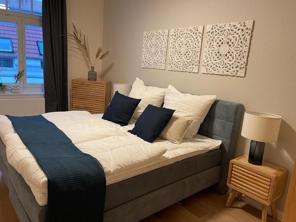 Ferienwohnung „KRABBENNEST“ ruhig zentral mit echtem Jacuzzi-Whirlpool Rostock Exterior foto