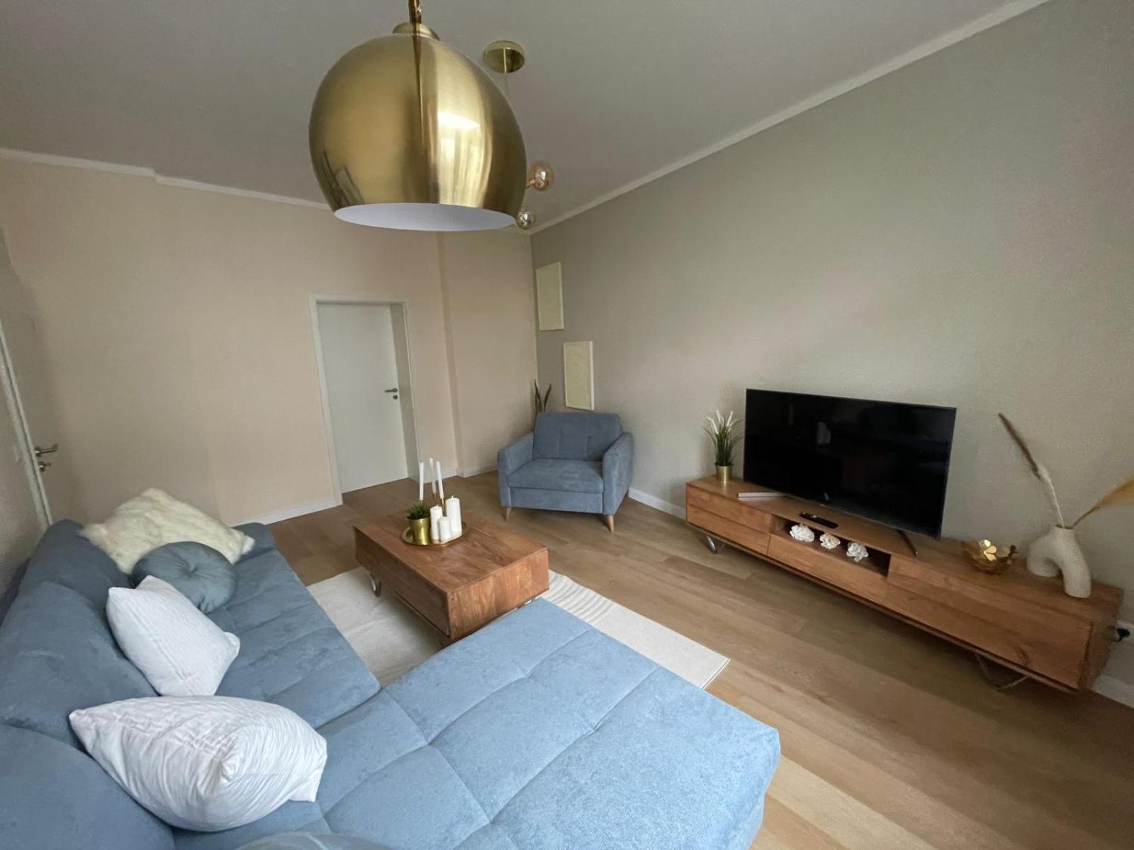 Ferienwohnung „KRABBENNEST“ ruhig zentral mit echtem Jacuzzi-Whirlpool Rostock Exterior foto